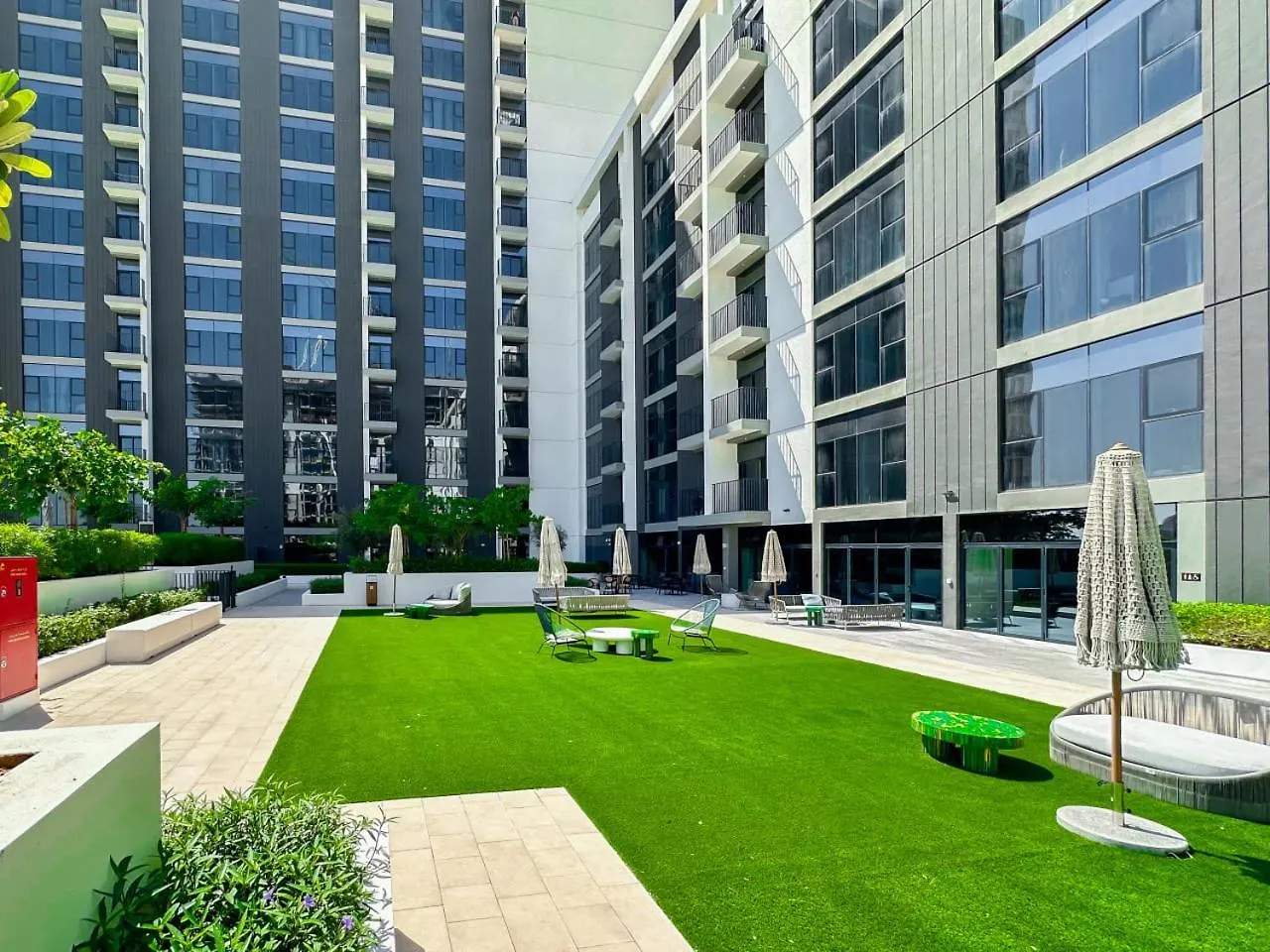 Cozy 1 Bedroom In Golfville Dubai Hills Apartment