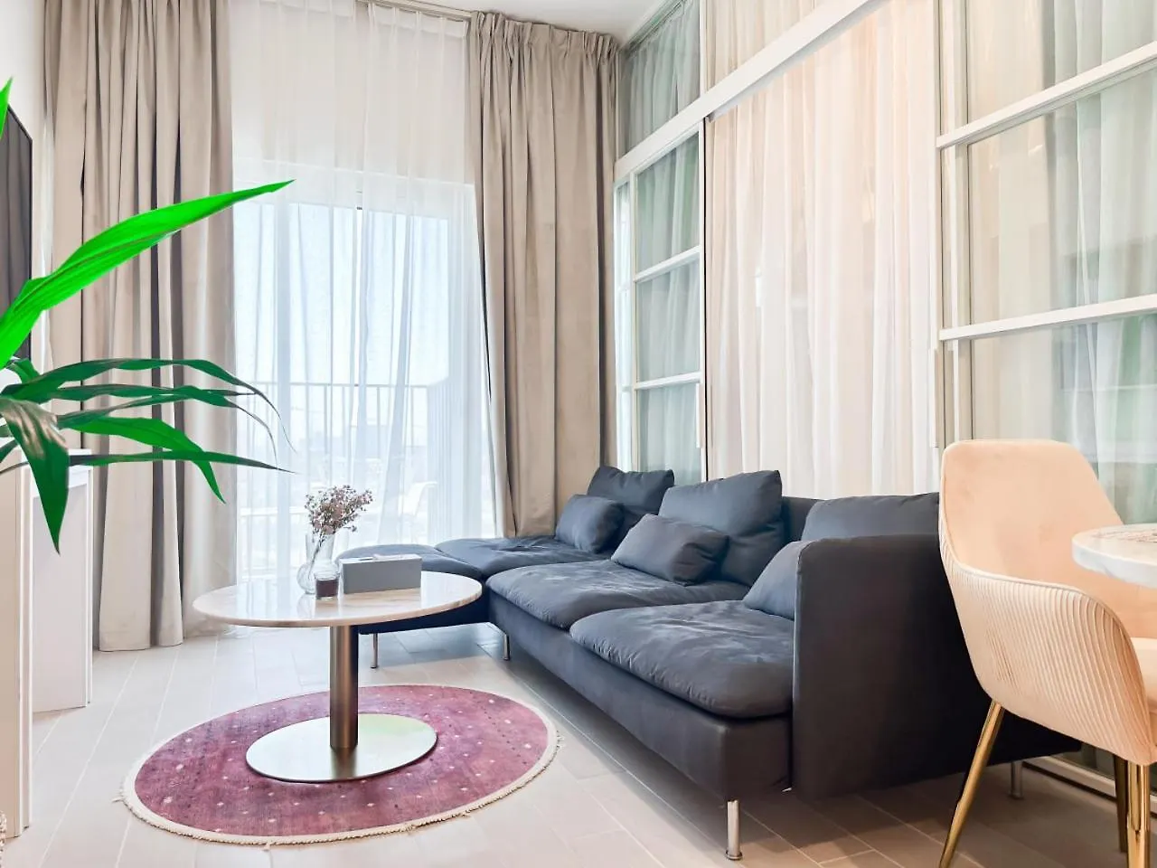 Cozy 1 Bedroom In Golfville Dubai Hills Apartment